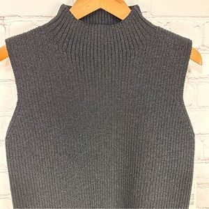 𝅺Linda Alllard Ellen Tracy NWT black sleeveless mock turtleneck  size X